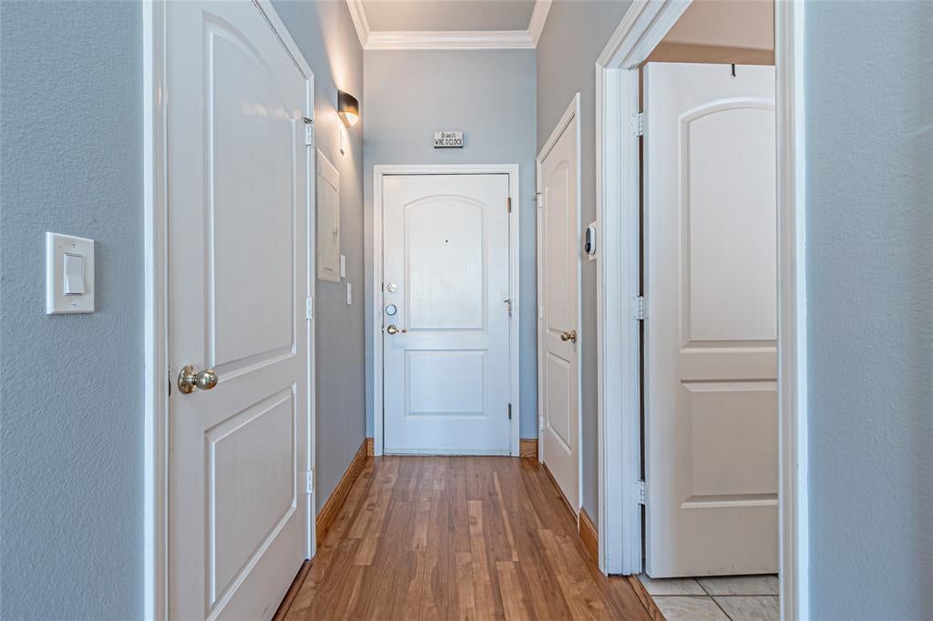 3225 Turtle Creek Boulevard 1040
