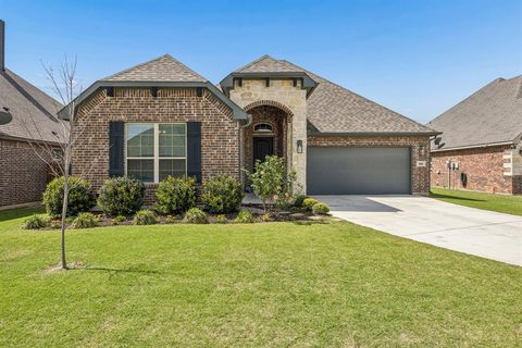 Photo of 108 Spring Run Drive, Decatur, TX 76234 (MLS # 21231341)