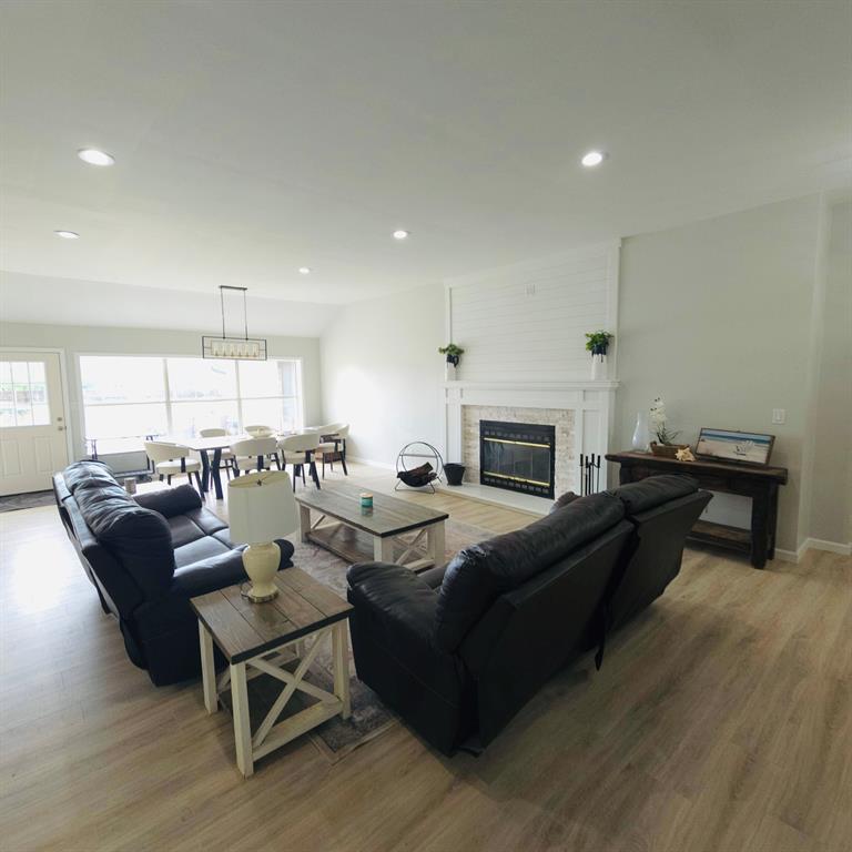 1201 E Oaklawn Drive