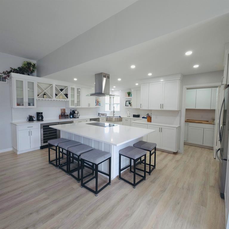 1201 E Oaklawn Drive