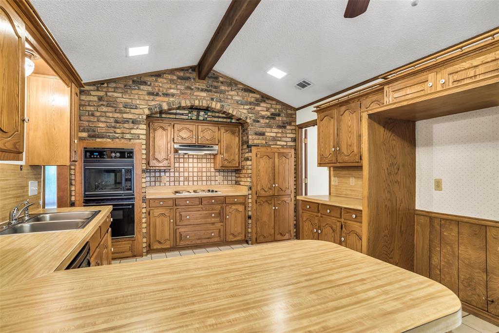 1623 Cedar Hill Road