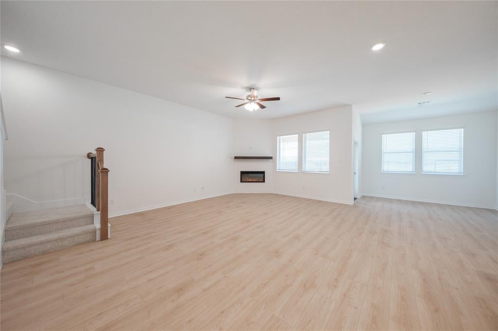 3152 Ashbrook Lane
