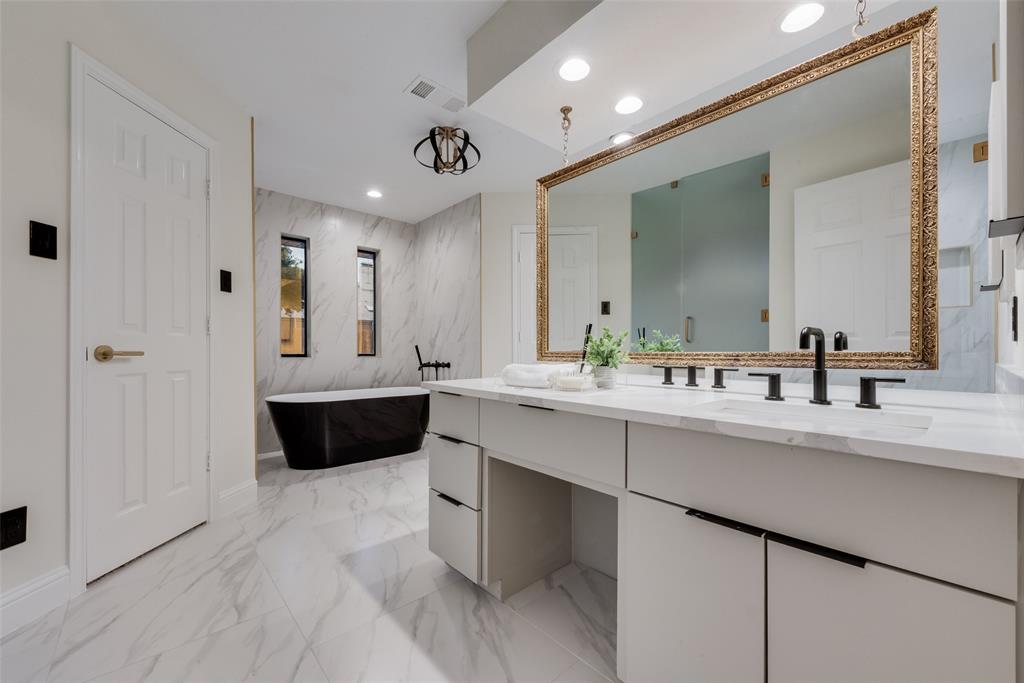 Windsor Place - Residential