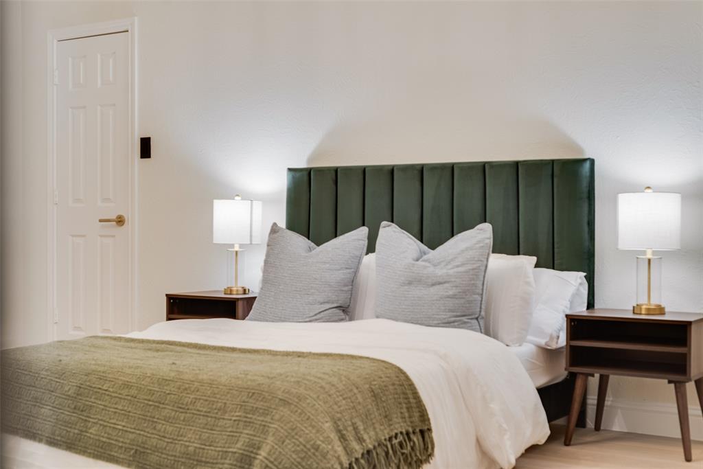 Windsor Place - Residential