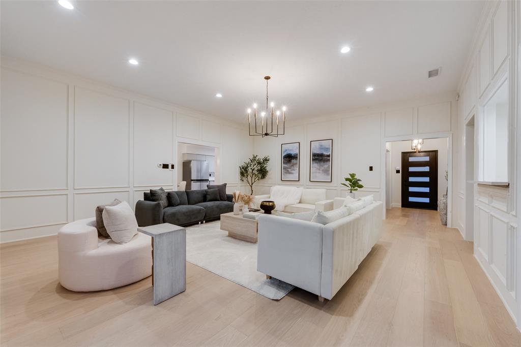 Windsor Place - Residential