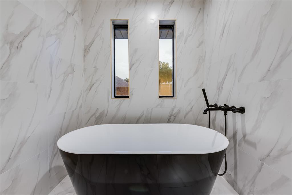 Windsor Place - Residential