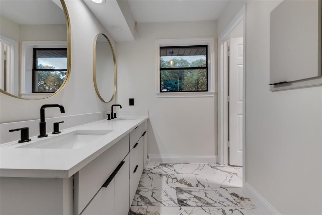 Windsor Place - Residential