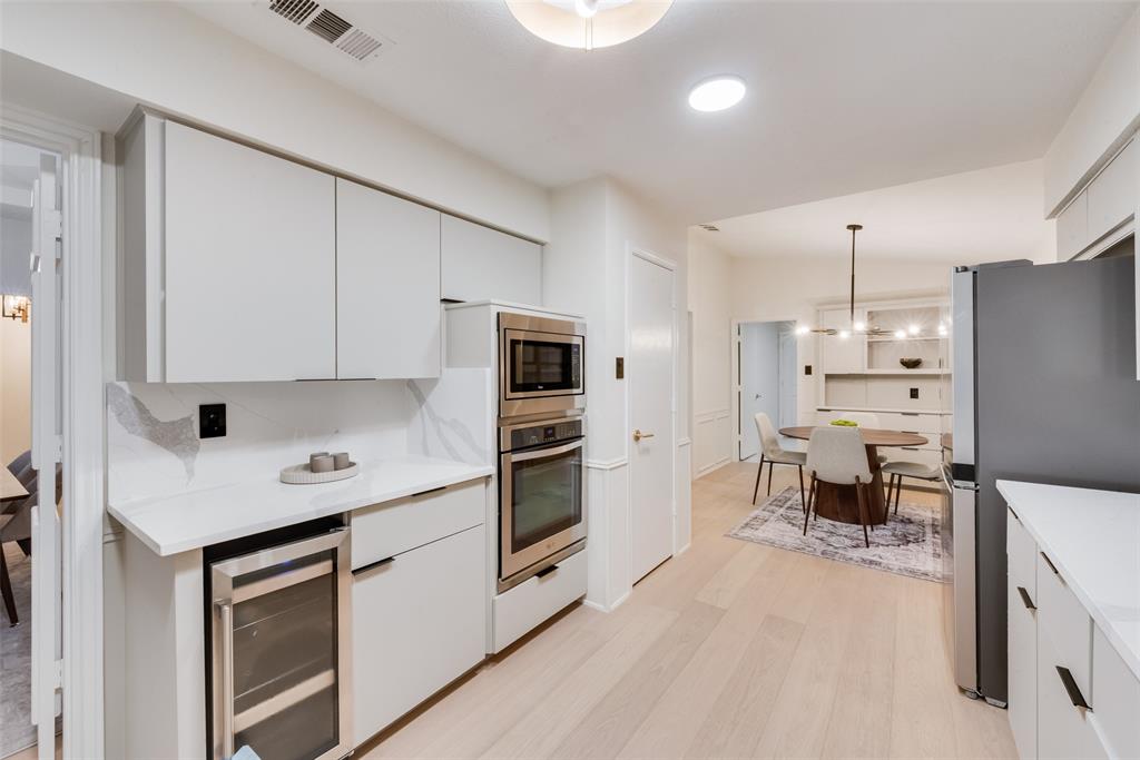 Windsor Place - Residential