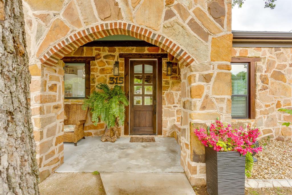 315 Cleveland Avenue