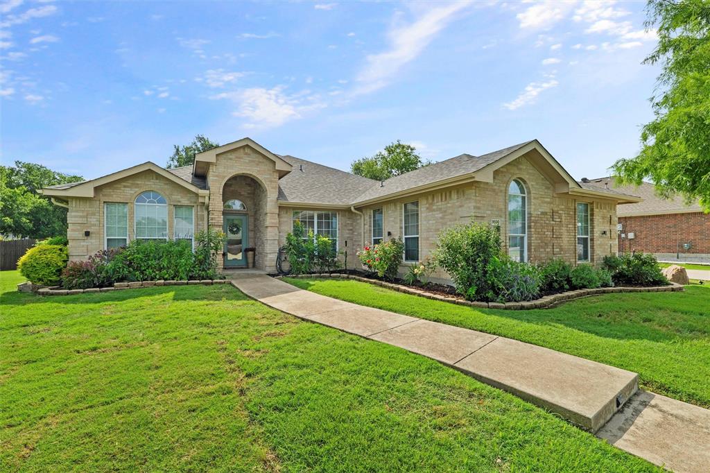 1600 Country Walk Lane