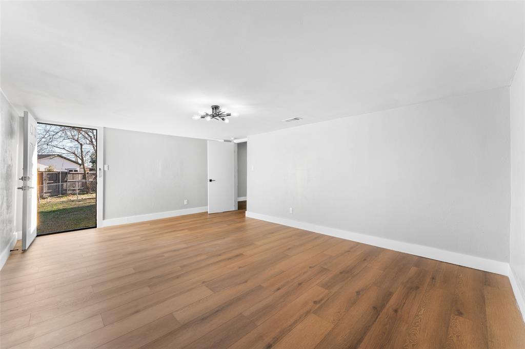 Eastern Heights 04 - Residential