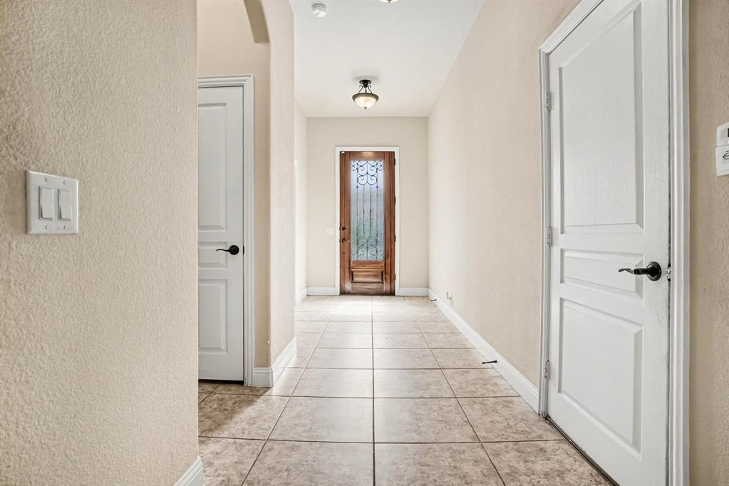 1004 Star Grass Drive