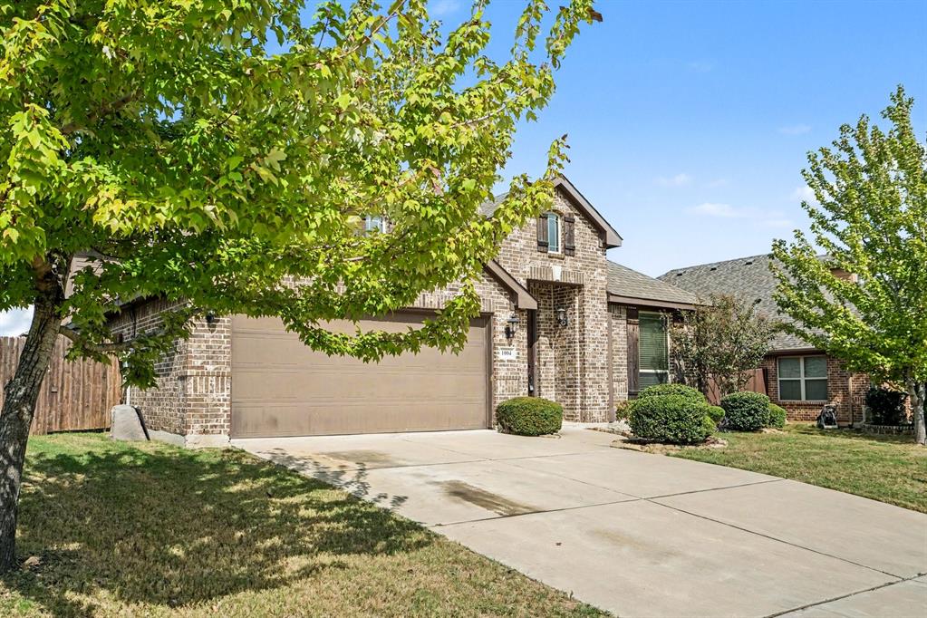 1004 Star Grass Drive