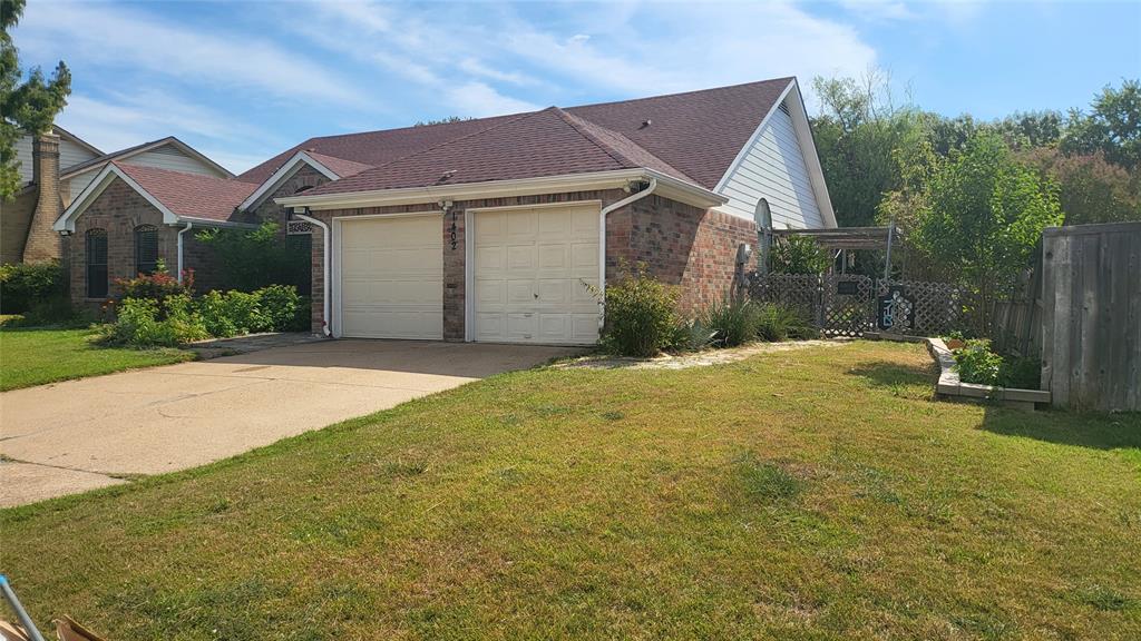 1402 Glenwillow Drive