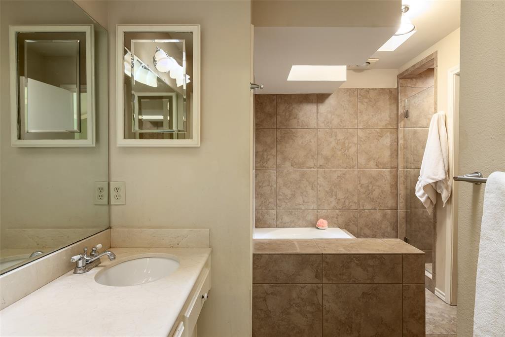 Chapel Valley 02 - Residential