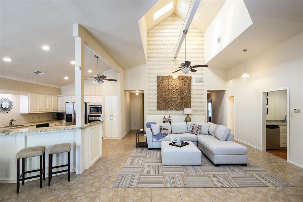 Chapel Valley 02 - Residential