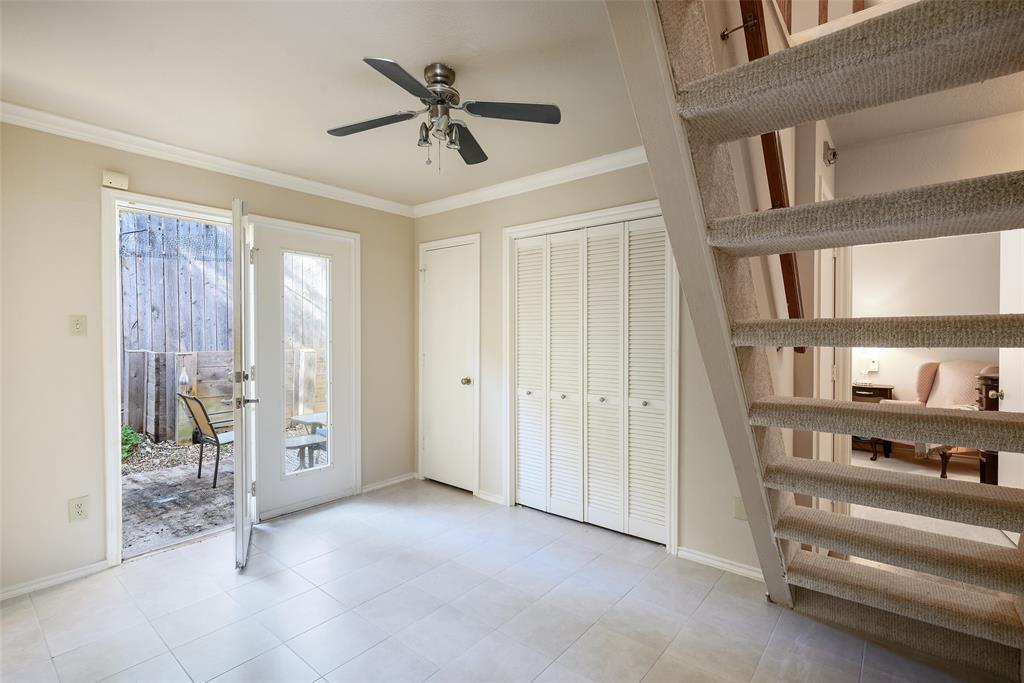 Chapel Valley 02 - Residential