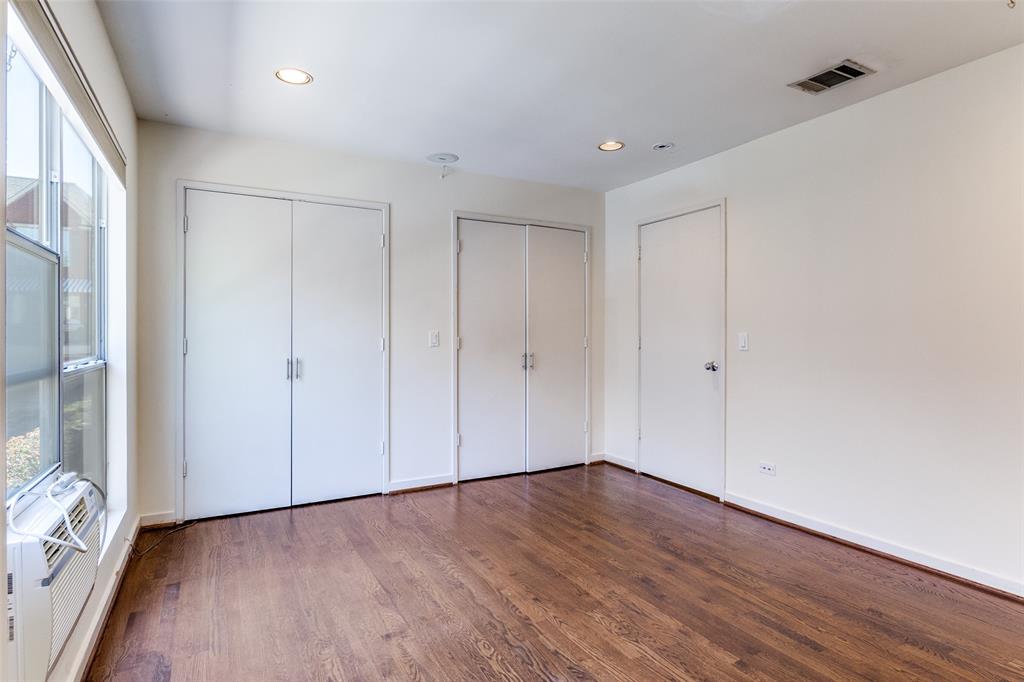 4134 Travis Street Condominiums - Residential