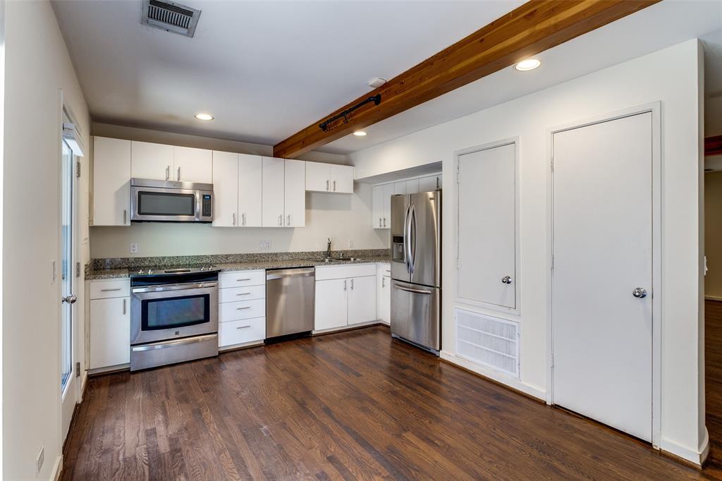 4134 Travis Street Condominiums - Residential