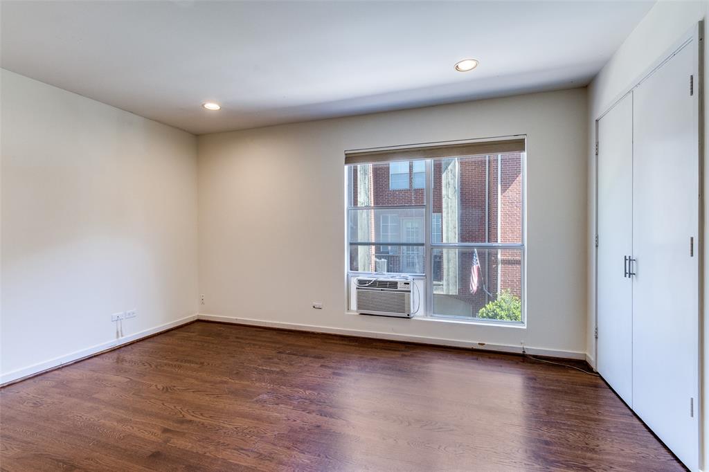 4134 Travis Street Condominiums - Residential