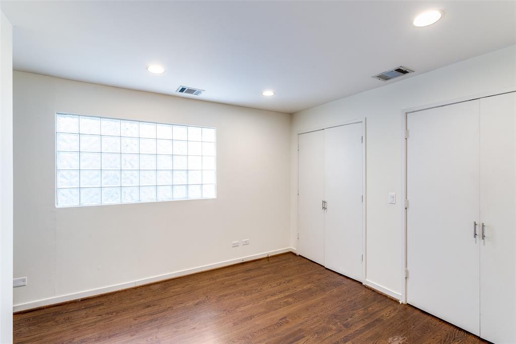 4134 Travis Street Condominiums - Residential