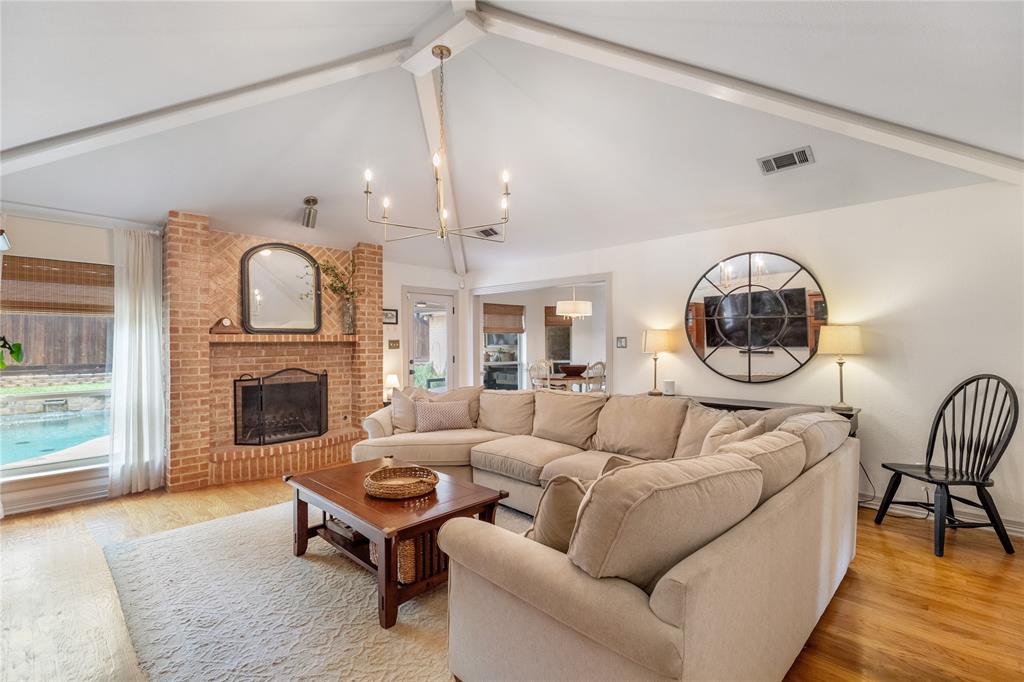 986 Pheasant Ridge