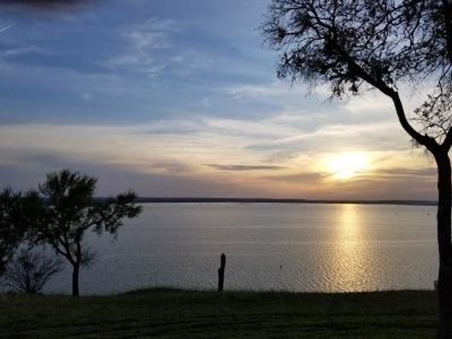 Great Corner Lot !! White Bluff Resort is a community with Lake Whitney access! Enjoy fishing, golfing, hiking or swimming in the pools and finish the day off watching the sunset over Lake Whitney at the pub! Buy the lot to build or purchase to hold and enjoy all the amenities this resort has to offer. Marina, Cascade pool, and Lighthouse Pub are just around the corner. Thousands of acres to explore and spot native wildlife. Shoreline lake access with parks as well as catch and release ponds. Golf rounds included with your membership along with access to 4 swimming pools, 2 golf courses, restaurant, tennis courts, marina, 2 boat ramps, 2 RV parks, cabins, condos and hotel! Come find your RETREAT!  Must be with a Realtor to enter security gate.
