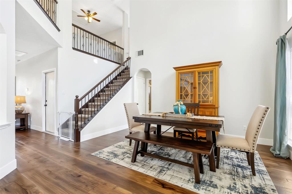 1445 Faringdon Drive