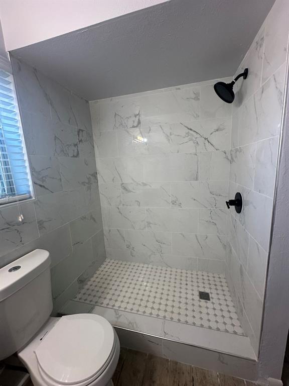 Lampe George Add - Residential Lease