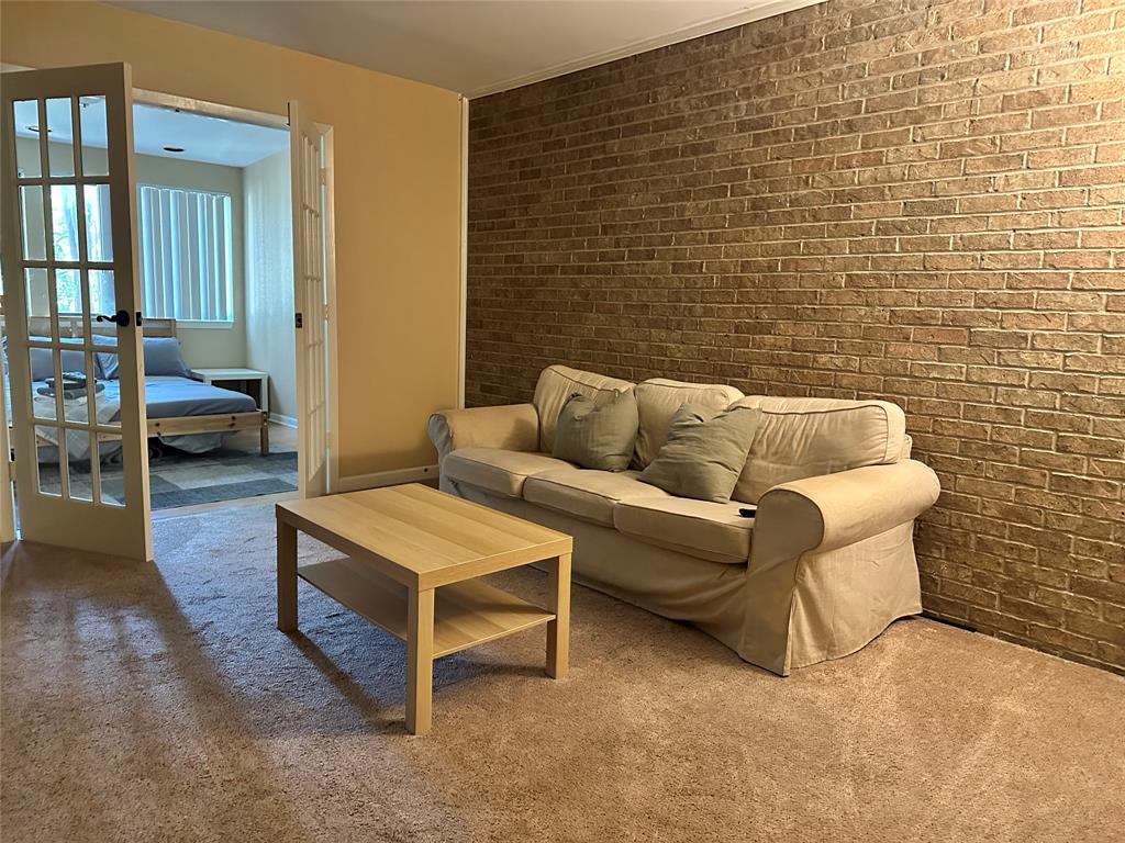 Silvertree Square Add - Residential