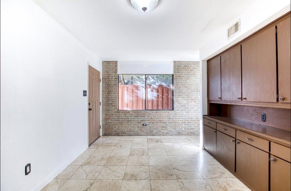 Silvertree Square Add - Residential