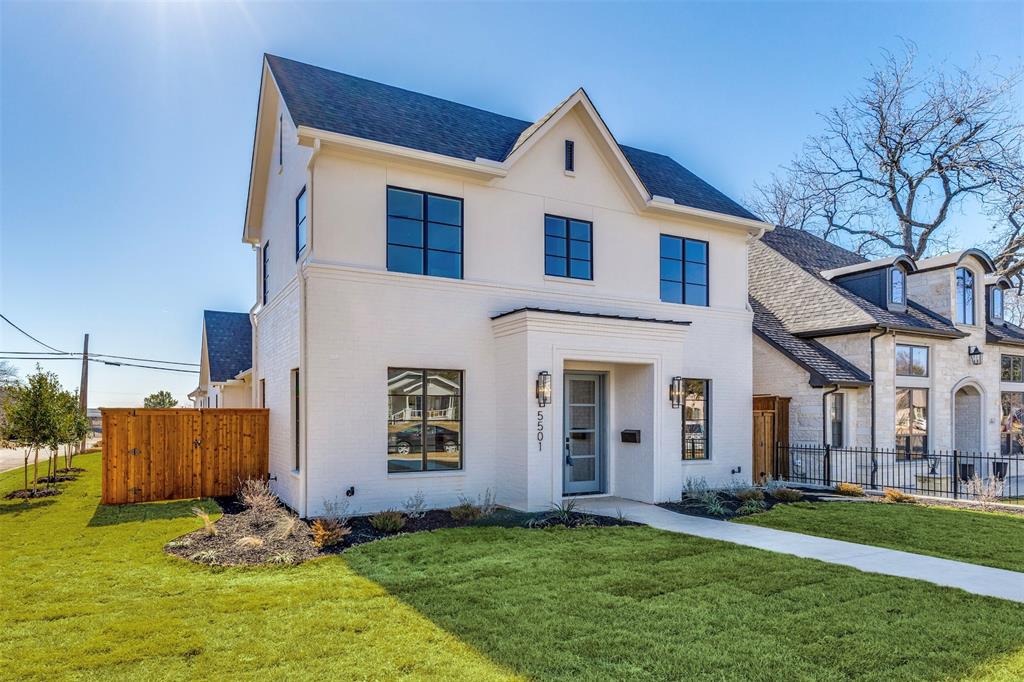 Chamberlain Arlington Heights 1st - Residential