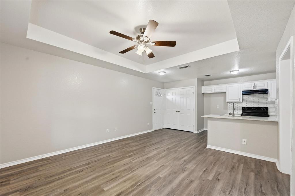 S M Durrett - Residential Lease