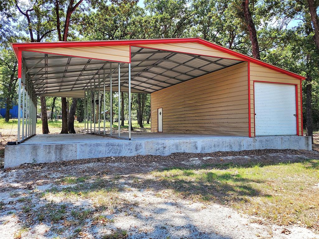 JL Chavert-West Lake Limestone - Land