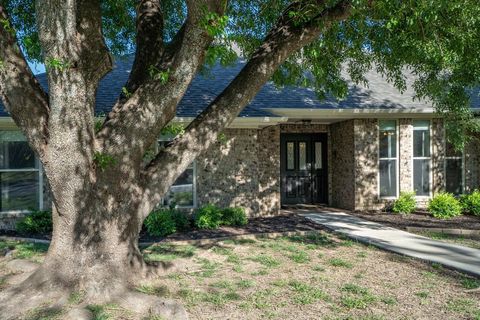 Tiny photo for 2901 Flamingo Circle, Southlake, TX 76092 (MLS # 21107201)