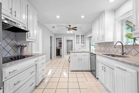 Tiny photo for 2901 Flamingo Circle, Southlake, TX 76092 (MLS # 21107201)