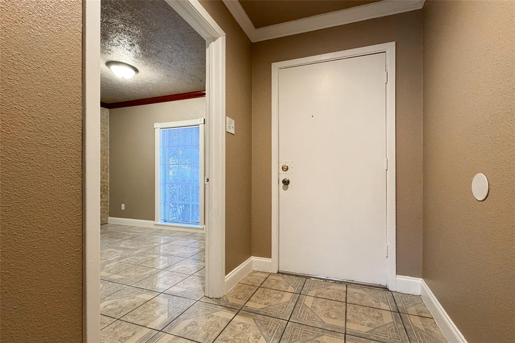 1 W Mountain Creek Drive