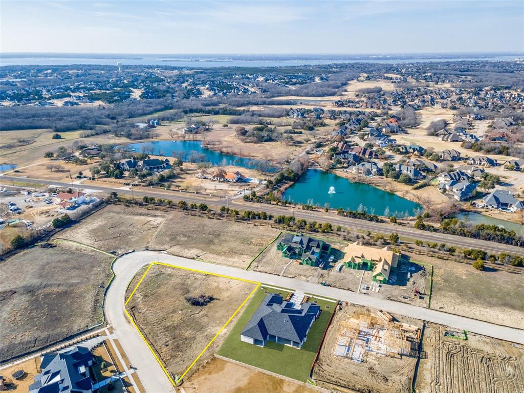 240 Sunset Point Trail