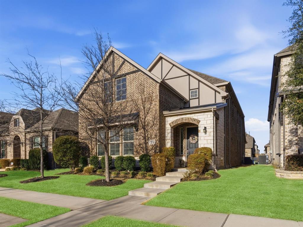 12744 Mercer Parkway