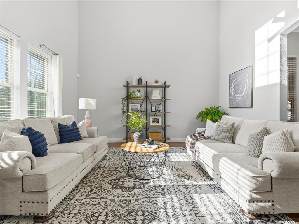 12744 Mercer Parkway