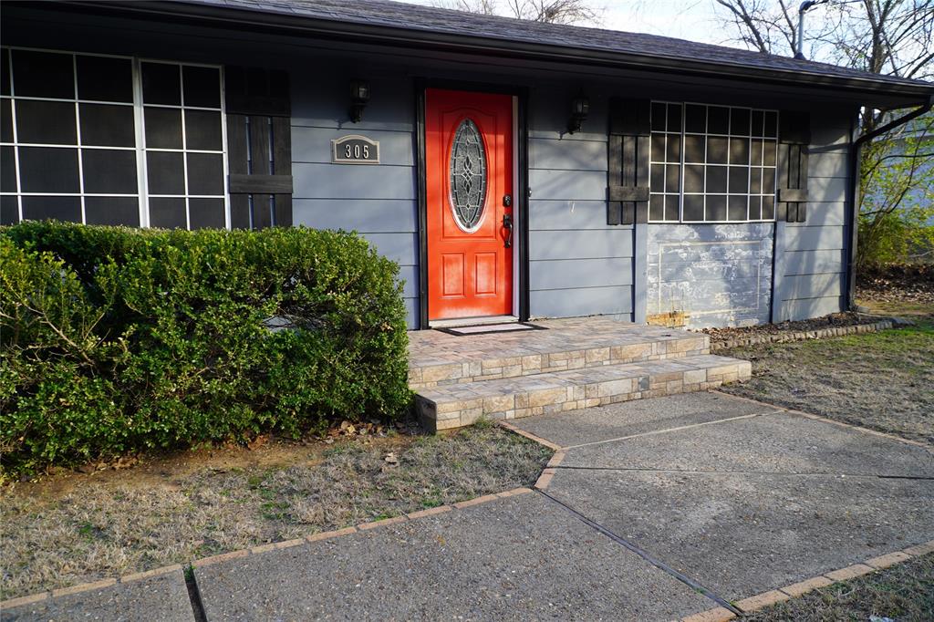 305 N Eastern Street