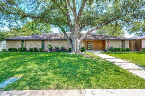 4055 Fawnhollow Drive Dallas TX 75244