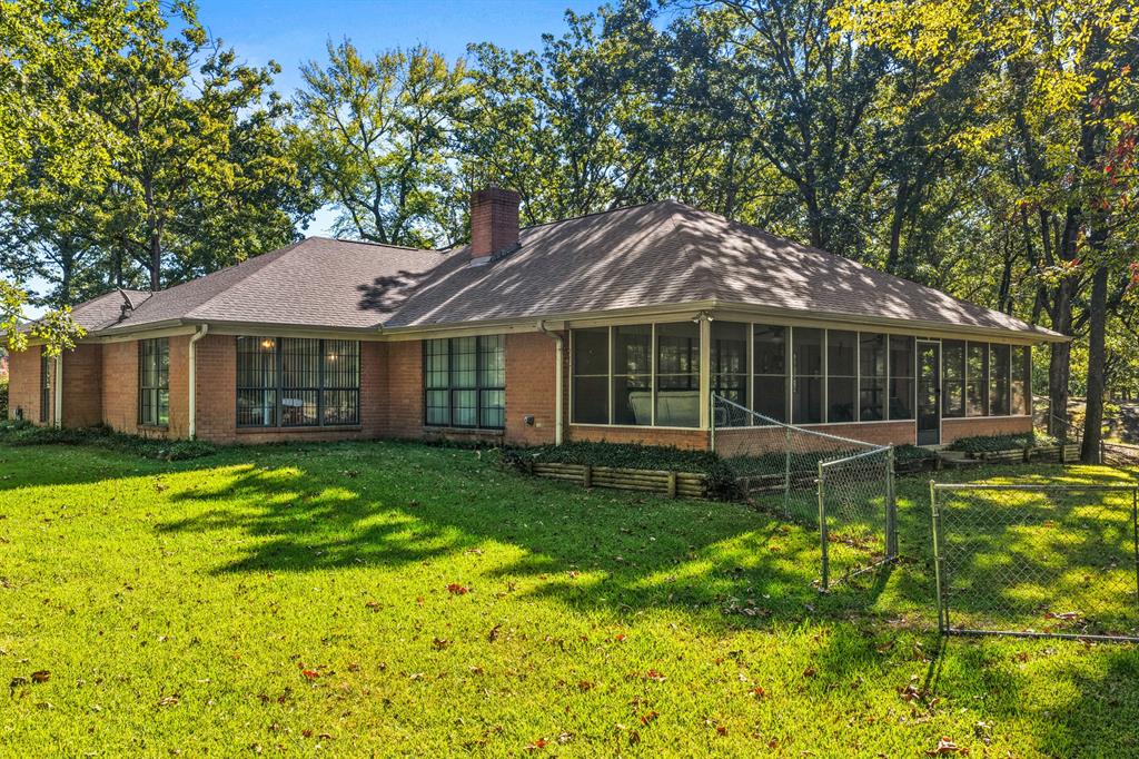 166 County Road 2137