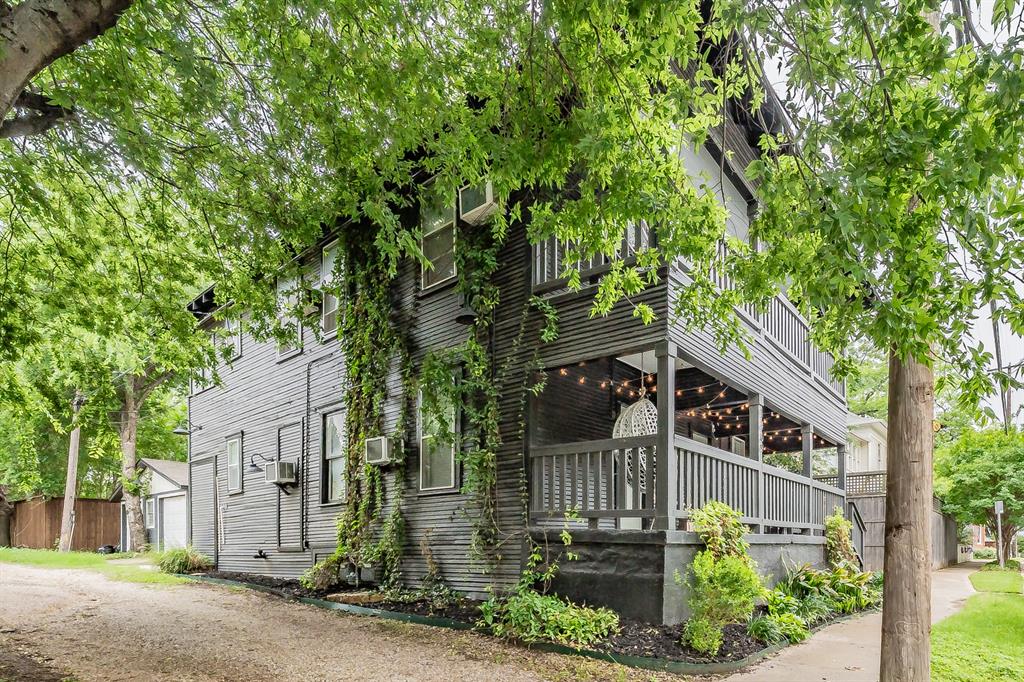 1409 W Allen Avenue