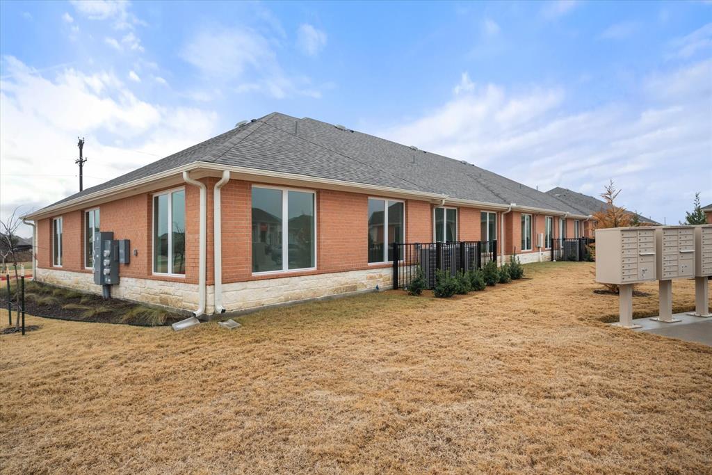 Collin Mckinney Office - Commercial Lease