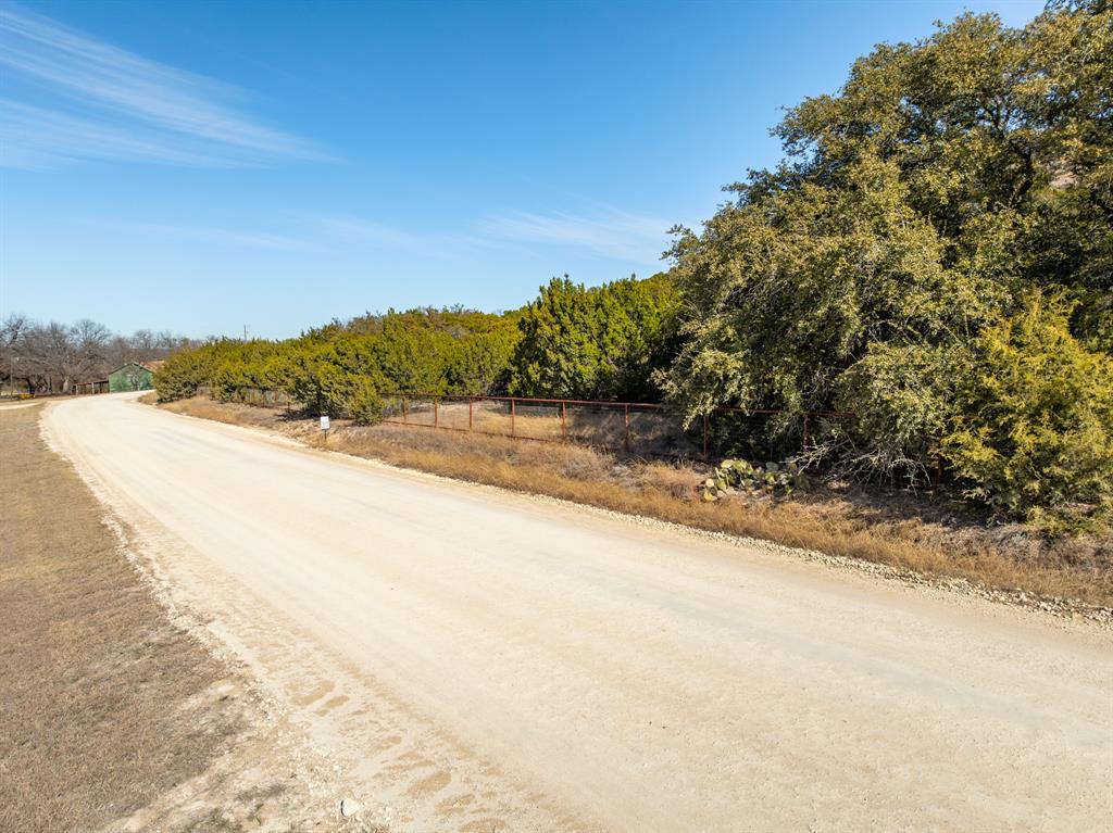 251 Private Road 2120