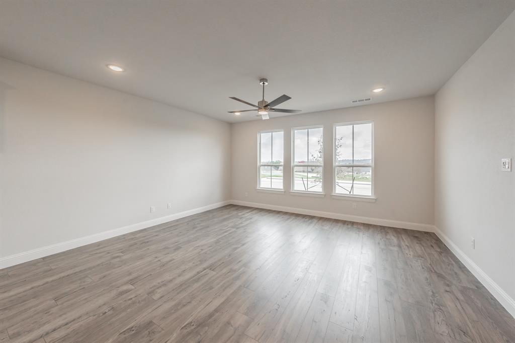 Lake Parc Vlg - Residential Lease