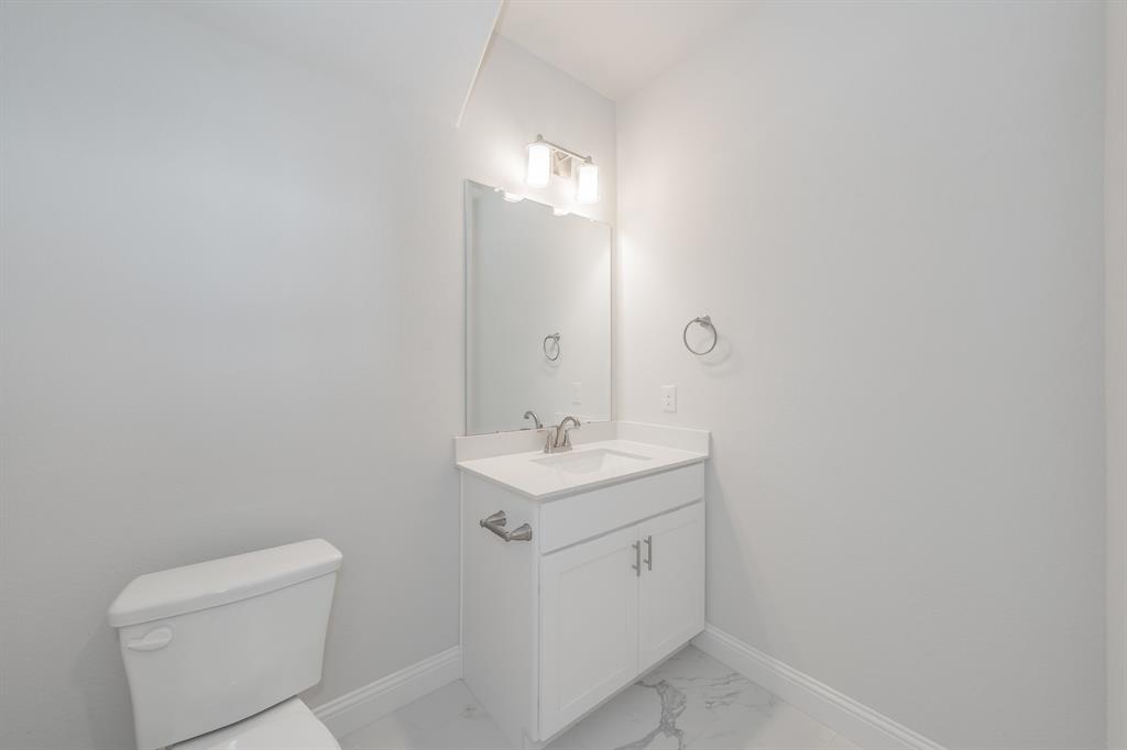 Lake Parc Vlg - Residential Lease