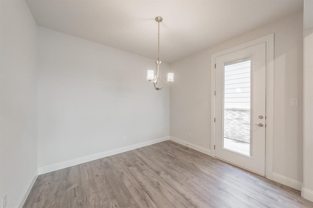 Lake Parc Vlg - Residential Lease