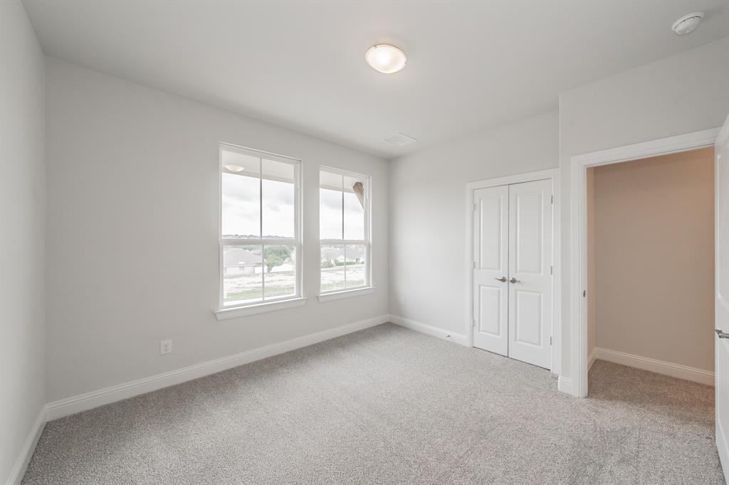 Lake Parc Vlg - Residential Lease